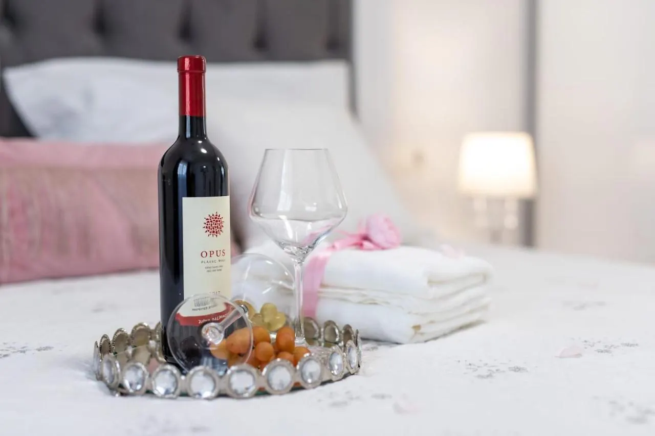 Lux Apartment Ema Kastela Croatia