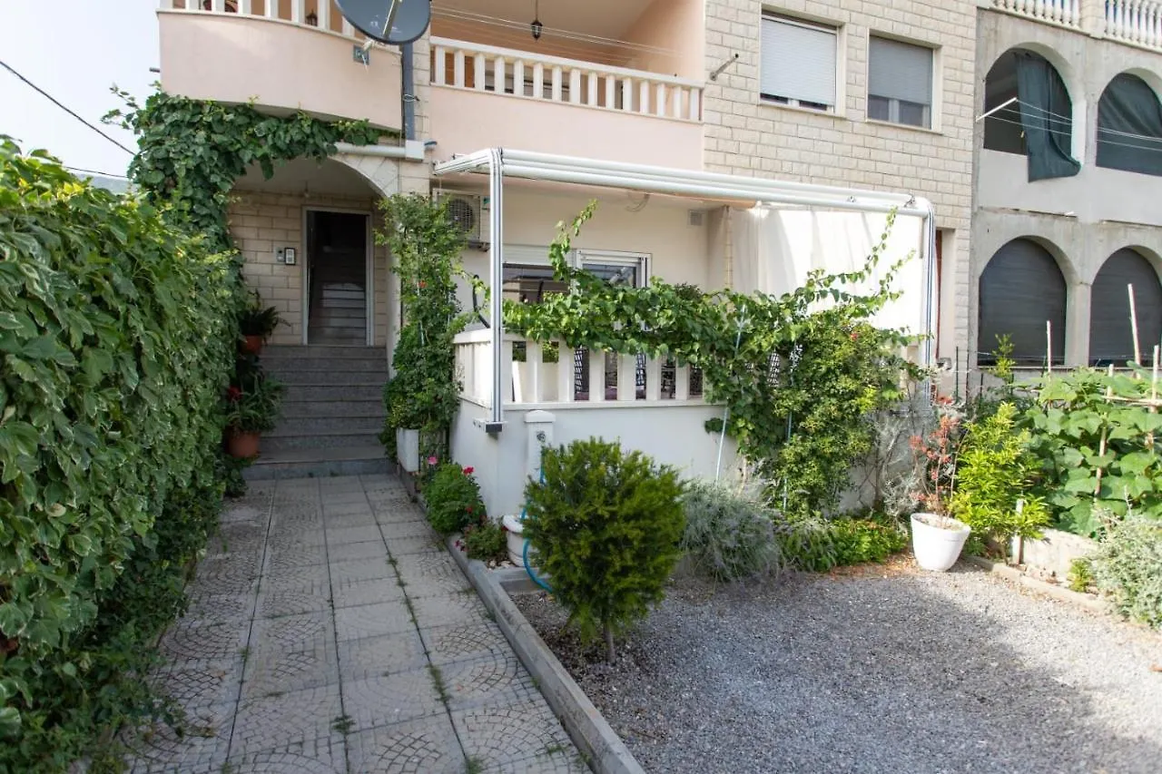 Lux Apartment Ema Kastela